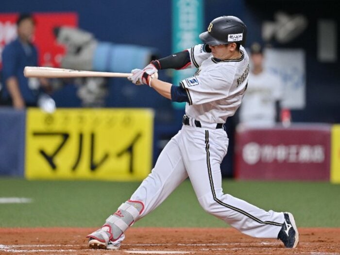 「オリックスで良かった」西川龍馬がFA移籍2年目で覚醒…ヒット量産の秘密と“メジャー断念”の真相とは「行きたかったです。でも…」<Number Web> photograph by JIJI PRESS