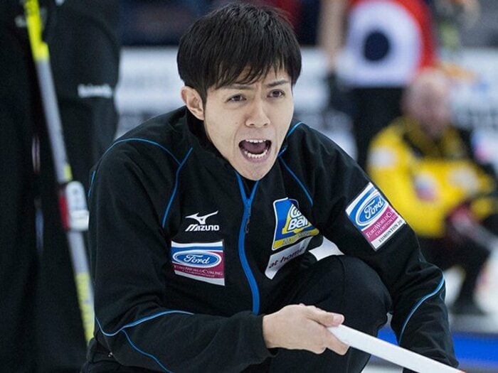 世界7位で男子カーリングが平昌へ。今大会の成績が五輪に直結する理由。＜Number Web＞ photograph by AFLO