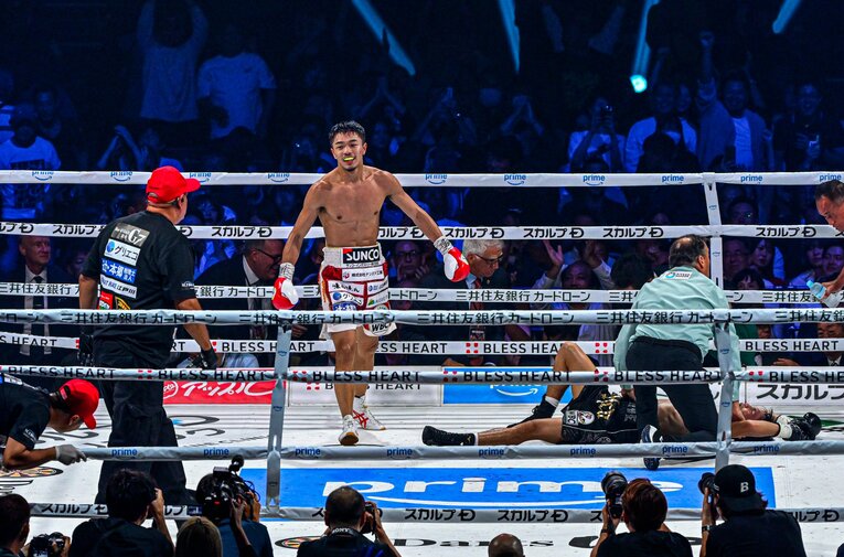 試合後、リングの上で「PFP1位が目標」と宣言した中谷潤人　©︎Takuya Sugiyama