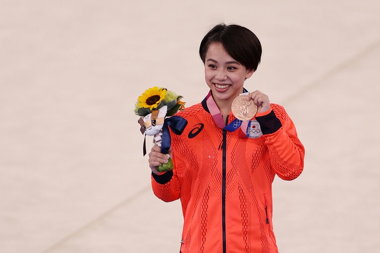 銅メダルを獲得し、満面の笑みを見せた村上　(C)Getty Images