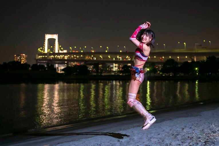 「芸能人に何ができる」批判も…大河出演女優・向後桃が辿り着いた“約束の地”「私はスターダムでプロレスがしたい」《特別グラビア》(15)