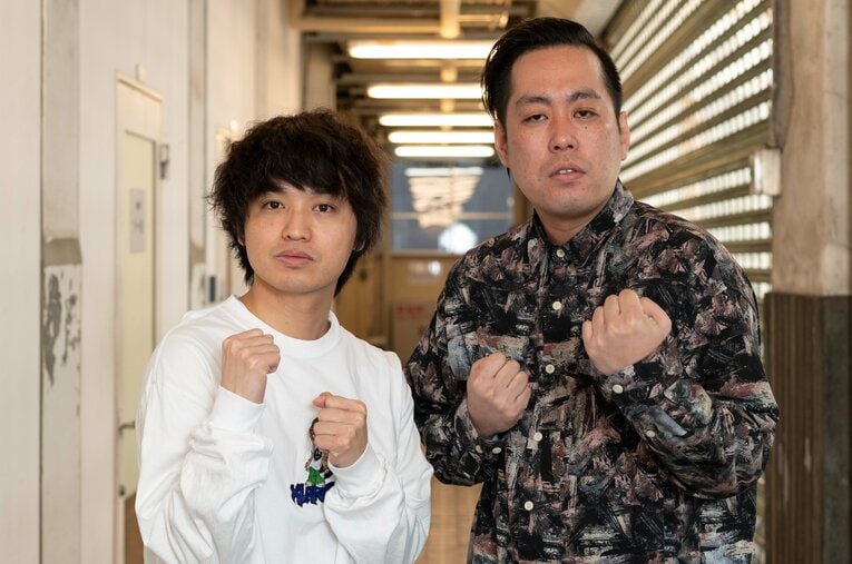 結成8年、初のM-1決勝で4位になったエバース。佐々木隆史（ボケ、ネタ作り担当、左）と町田和樹（ツッコミ担当） ／ photograph by Tadashi Hosoda