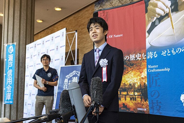 2018年の藤井聡太（15～16歳時） ／ photograph by BUNGEISHUNJU