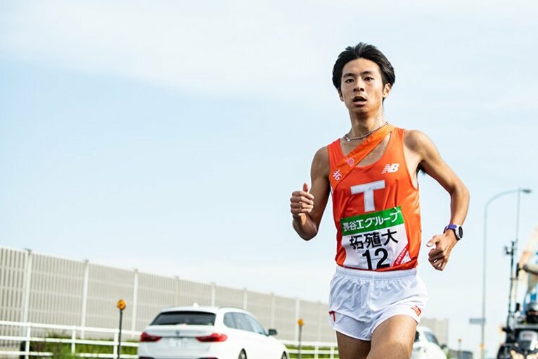 同校初の3年連続シード権を狙う拓殖大学。中央学院大学は悔しい昨季の雪辱を期す。(2)