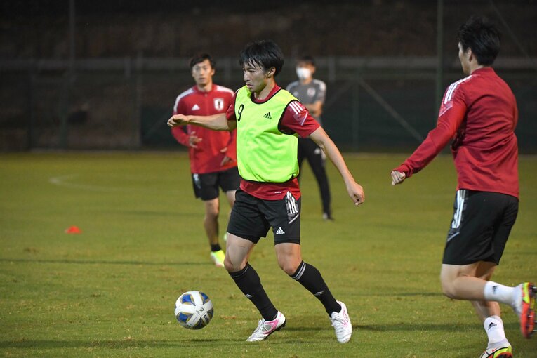 柴崎岳が守田英正に代わって先発出場する可能性も　©JFA