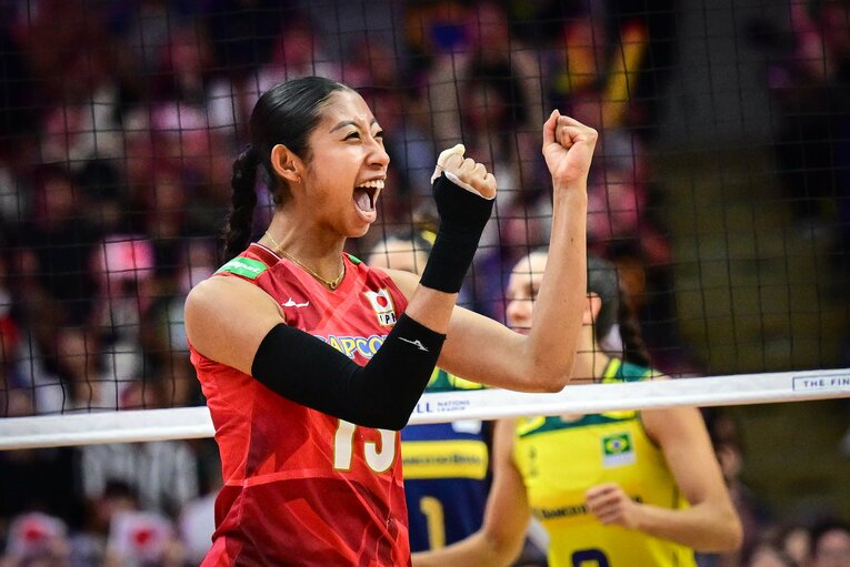 宮部藍梨（VNLファイナル準決勝・ブラジル戦）　©︎Volleyball World