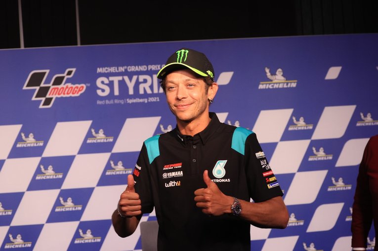 ＜42歳の引退表明＞最高峰クラス通算115勝　WGPの常識を変えた天才、バレンティーノ・ロッシが下した「正しい決断」とは(6)