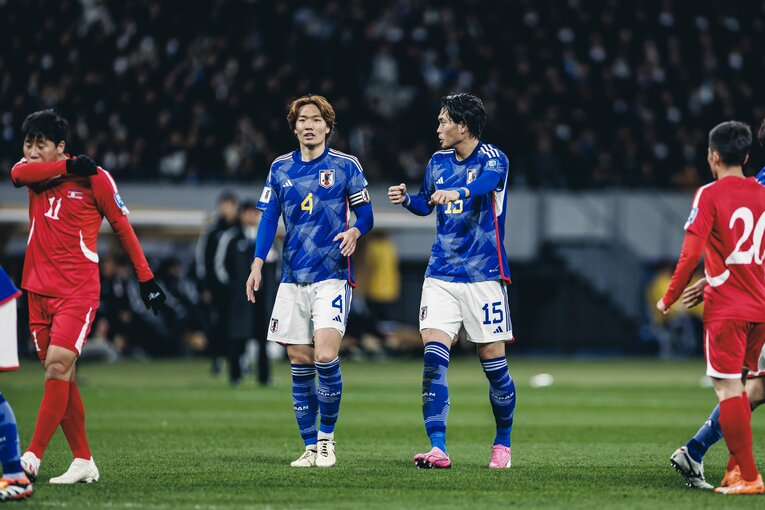 CBでコンビを組んだ板倉滉と町田浩樹　©Kiichi Matsumoto/JMPA