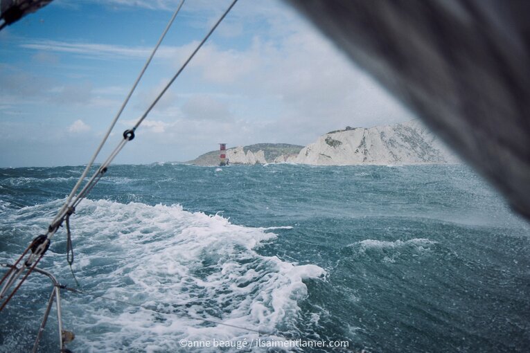 「僕も家族も最悪死ぬことを覚悟している」ヨットで世界一周を目指す脱サラセーラーに、妻が出した“たった1つの約束ごと”(7)