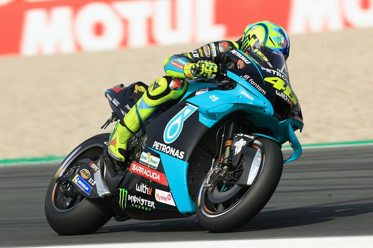 photograph by Satoshi Endo