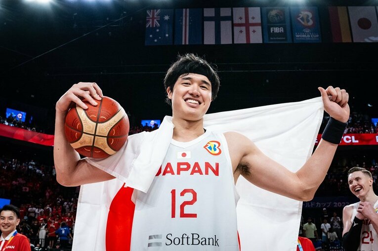 大会前、「五輪の切符が取れなければ代表引退」というコメントを出していた渡邊　©FIBA