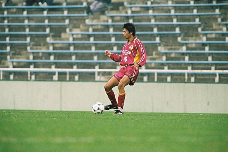 福岡大時代の坪井慶介 ／ photograph by JUFA/REIKO IIJIMA