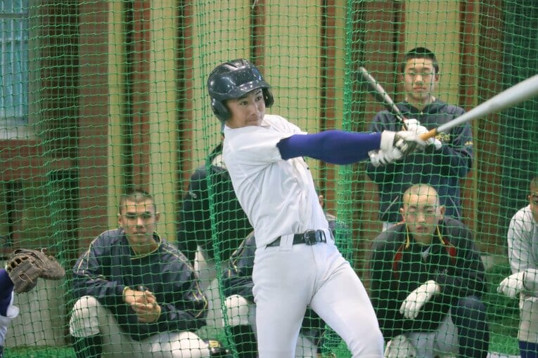 昨秋の東北大会では1番打者としてチームの準優勝に貢献した赤堀颯主将