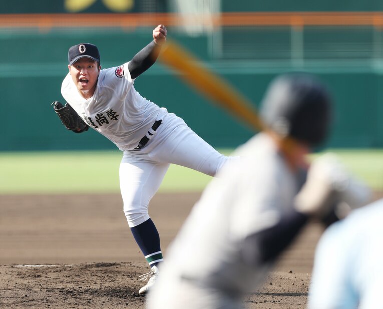 沖縄尚学のエース、末吉良丞（2年生） ©JIJI PRESS