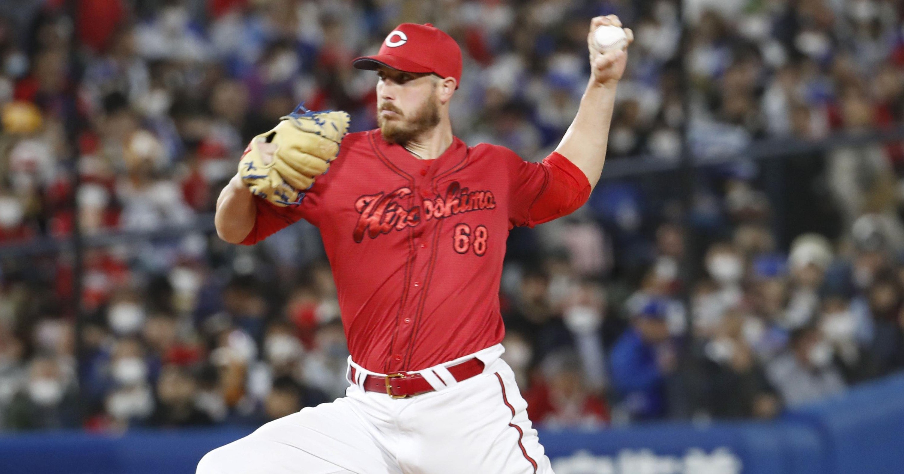 合言葉は「TIJ」 日本式をポジティブに受け入れ、3連覇と似た雰囲気を醸し出すカープ外国人選手の存在感 プロ野球 Number Web