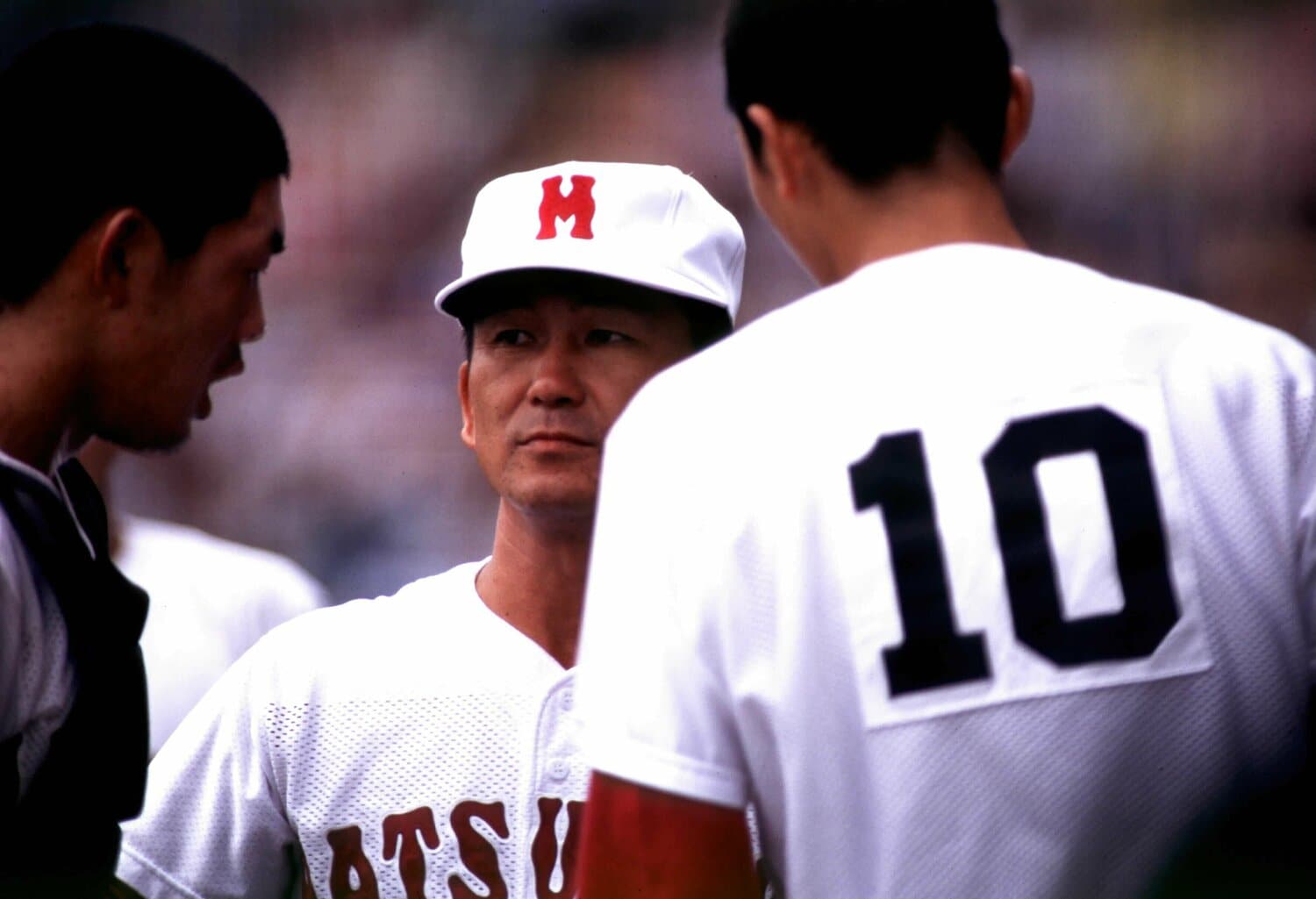 かつて「鬼軍曹」で知られた松山商の当時監督・澤田勝彦　©Takao Yamada