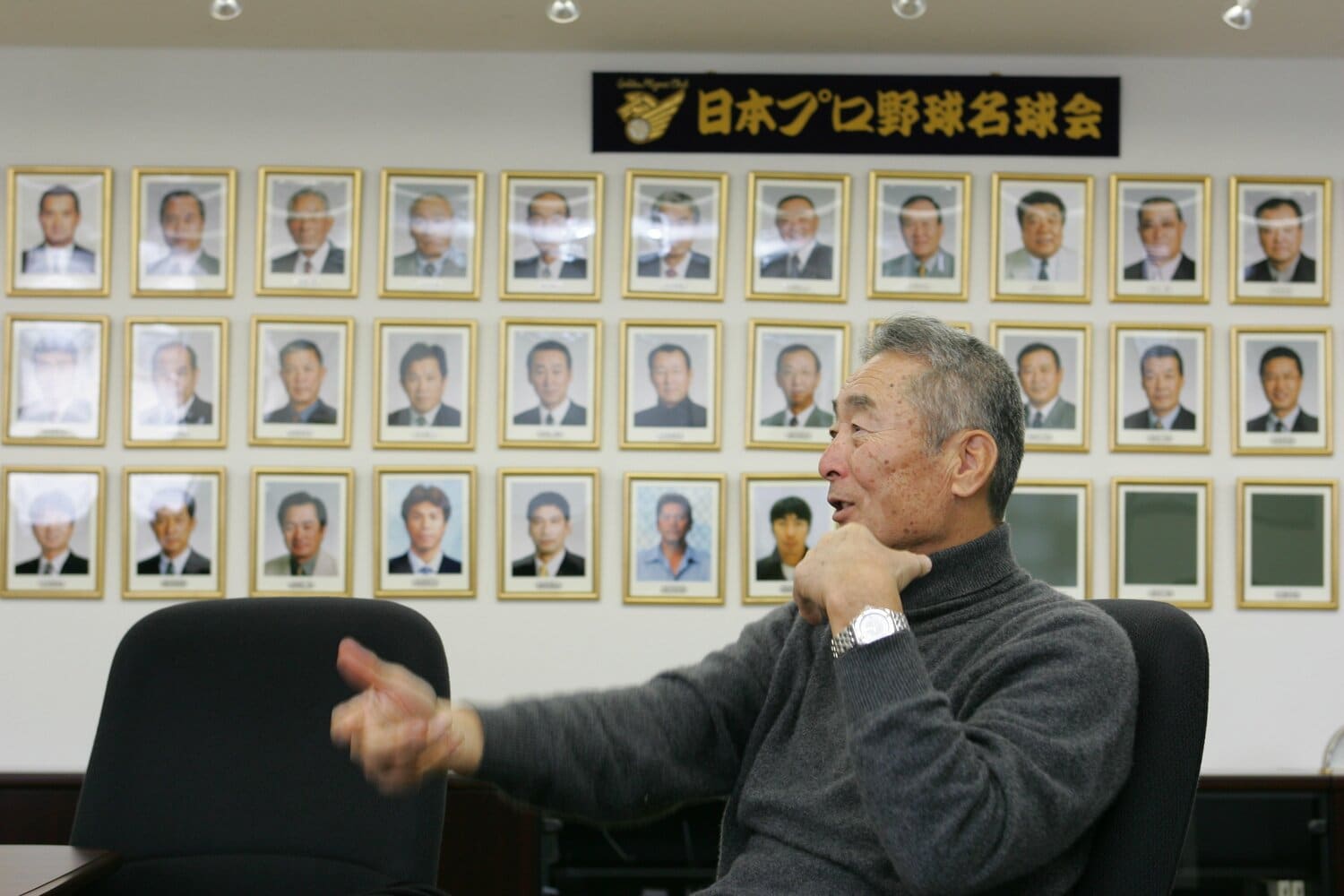 名球会のパネルの前で　©Toshiya Kondo