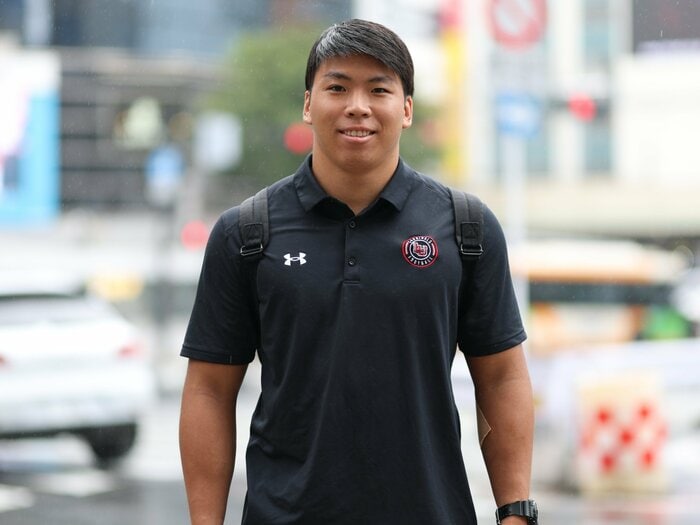 母はビーチバレーの日本女王、兄はトライアスロン全米王者…妹もレスリングで全米制覇!? 超サラブレッドが「まさかの競技」でプロ挑戦を目指すワケ＜Number Web＞ photograph by Naoki Kitagawa