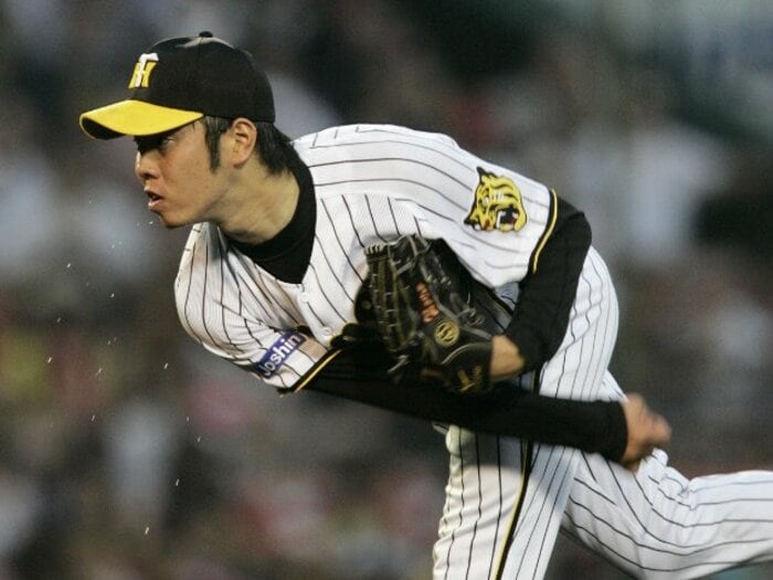 「気がついたら勝ち星が…」16年前の新人王右腕がいま明かす阪神・岡田彰布監督の“秘術”…大竹、村上もブレークさせた「自信の効用」とは＜Number Web＞ photograph by JIJI PRESS