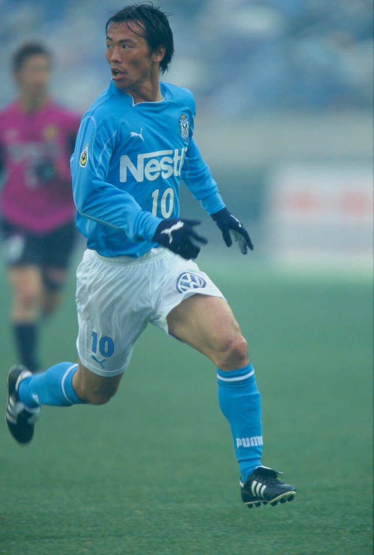 清水商業の2学年先輩で、筑波大学でも共にプレーした藤田俊哉　©Kazuaki Nishiyama