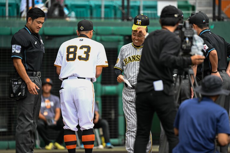 阪神対巨人、オープン戦の一コマ　©Nanae Suzuki