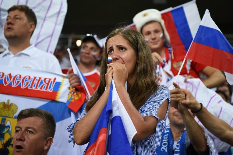 2018年のロシアW杯、地元ロシア代表を応援するサポーター ／ photograph by Getty Images