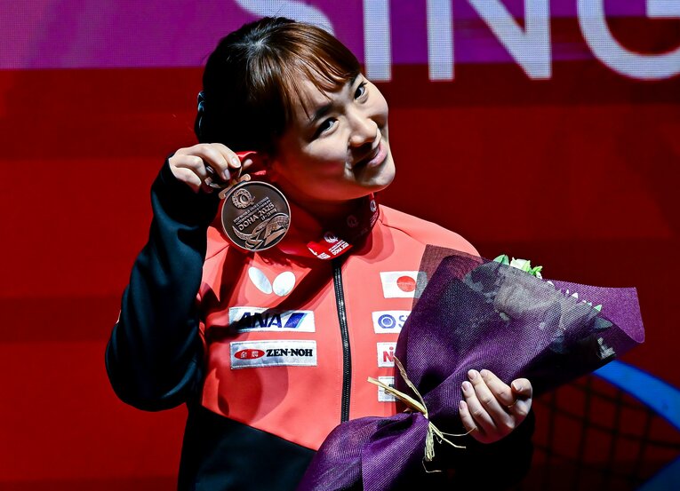 五輪とは違う価値のあるメダルを手にした　©Getty Images