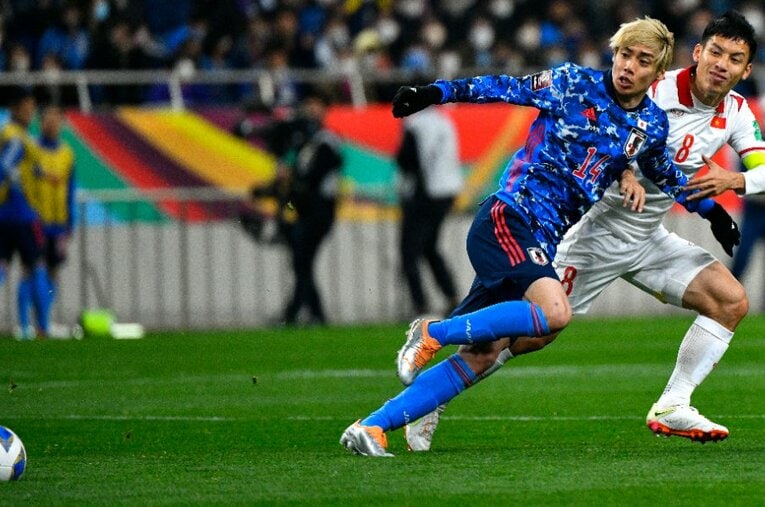 日本代表を高く評価したトルシエが、とりわけ素晴らしいと評価したのは伊東だった ／ photograph by Takuya Sugiyama/JMPA