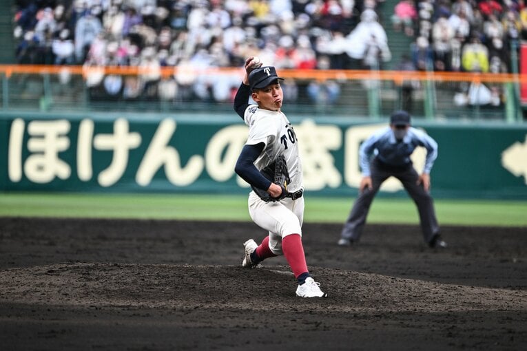 センバツ決勝で先発した大阪桐蔭・前田悠伍　©Nanae Suzuki