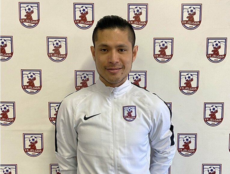 ラトビアでサッカー指導者を志す。ELに辿り着いた男のシンプルな選択。(5)