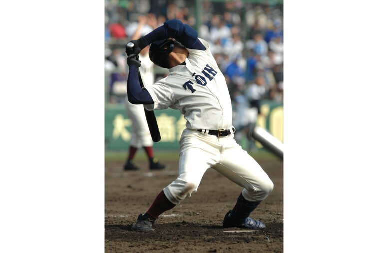 大阪桐蔭高時代の中田翔　©BUNGEISHUNJU