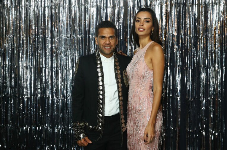 アウベスと妻のジョアナ・サンツさん ©Getty Images