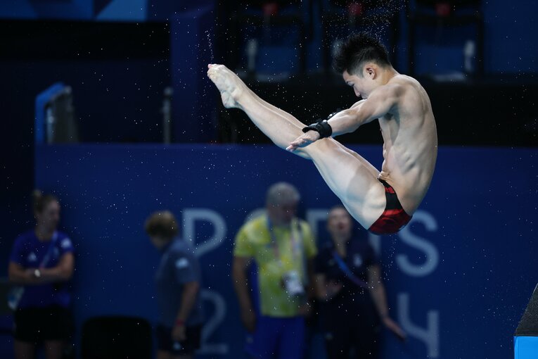 パリ五輪で銀メダルを獲得した玉井陸斗　©JMPA