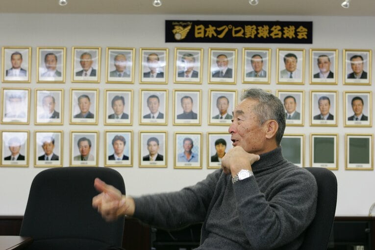 名球会のパネルの前で　©Toshiya Kondo