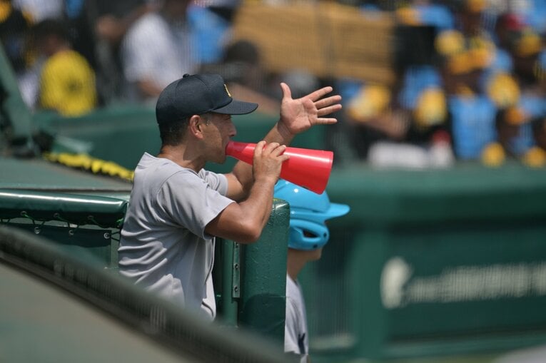 継投タイミングに悩んだ森林監督　©Hideki Sugiyama