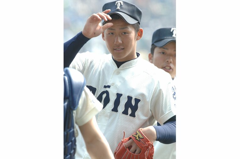 大阪桐蔭高時代の中田翔　©BUNGEISHUNJU