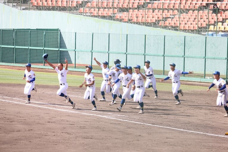 7年ぶりとなる東北大会優勝を決めた福島・聖光学院　©Genki Taguchi