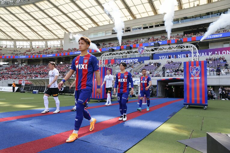 高卒ルーキーながらレギュラーの座を掴んでいるFC東京MF松木玖生　©J.LEAGUE