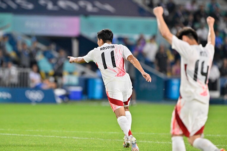 イスラエル戦で決勝ゴールを決めた細谷真大（1枚目／全3枚）©Takuya Nakachi/JMPA