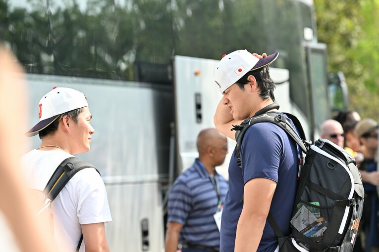 大谷も思わず変顔（？）を見せる間柄　©Naoya Sanuki