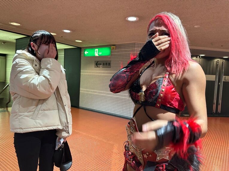 「ジュリアvs鈴季すず」はなぜ“最高に映える”タイトルマッチだったのか？ 試合直後の“姉妹”が明かしたそれぞれの「25分4秒」(21)