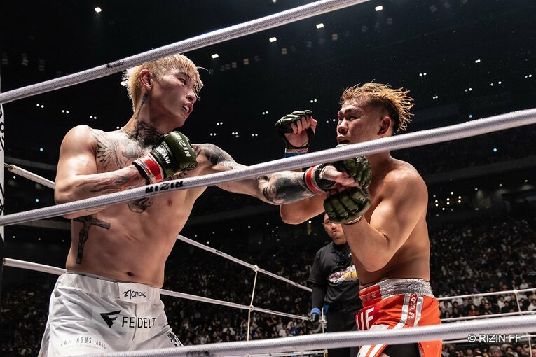 『RIZIN45.』平本蓮vs.YA-MAN　©RIZIN FF