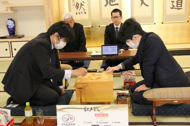 糸谷にとって対・藤井の初勝利となった　©日本将棋連盟