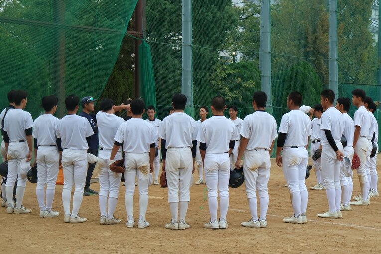 夏には60人を超える部員がいた八尾高校　©Fumi Sawai