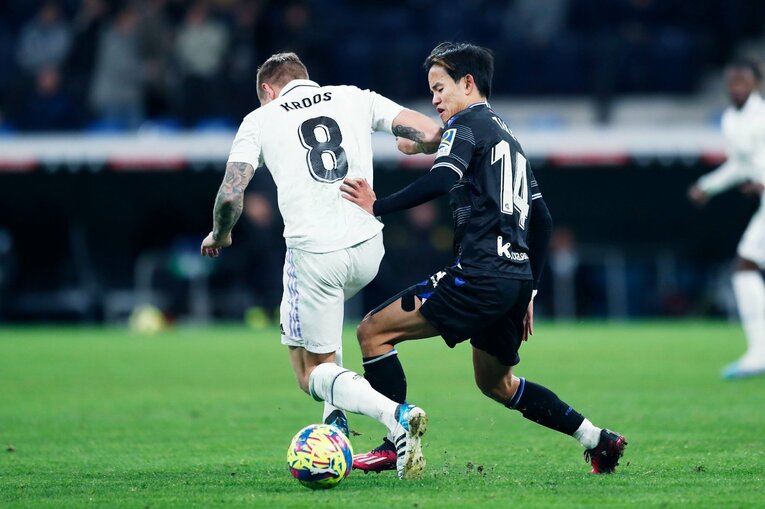 「クボのソックスに穴が！」バルサに続きマドリーも“久保建英が脅威”だった…現地撮影で感じた出色の貢献「クロースが苦虫を」(31)