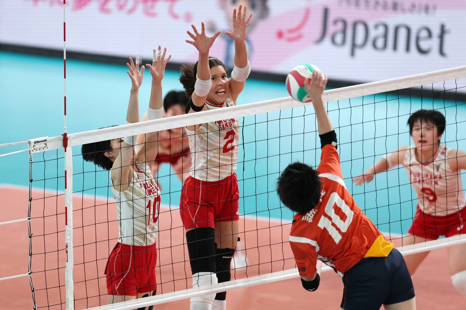 アロンドラの高いブロックは古川学園の武器の1つだった　©︎JIJI PRESS