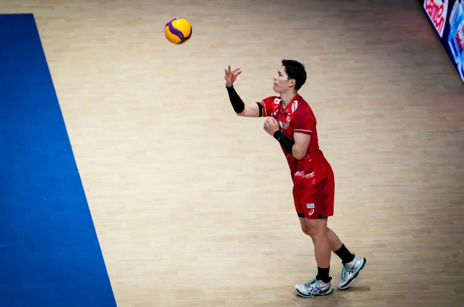 昨シーズンは日本代表活動から離れ、体づくりに専念した西田有志 ©︎Volleyball World