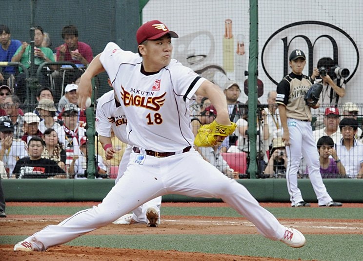 田中の気迫のこもったピッチング©Kyodo News