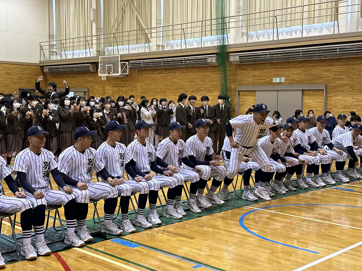 センバツ発表で校名が呼ばれた瞬間… ©Yuji Yanagawa