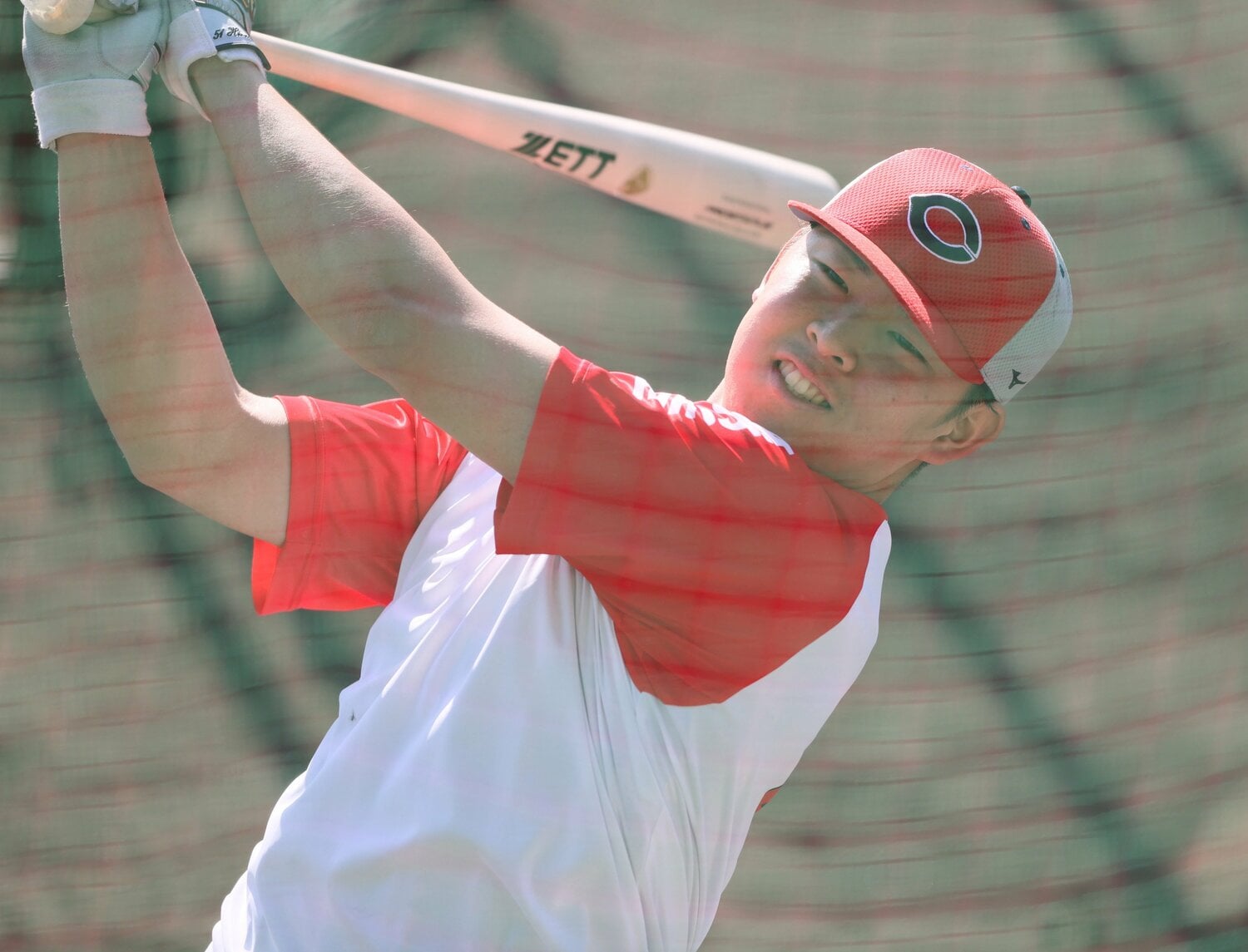 キャンプで打撃練習する平川。オープン戦初HRは右打席だった　©Sankei Shimbun